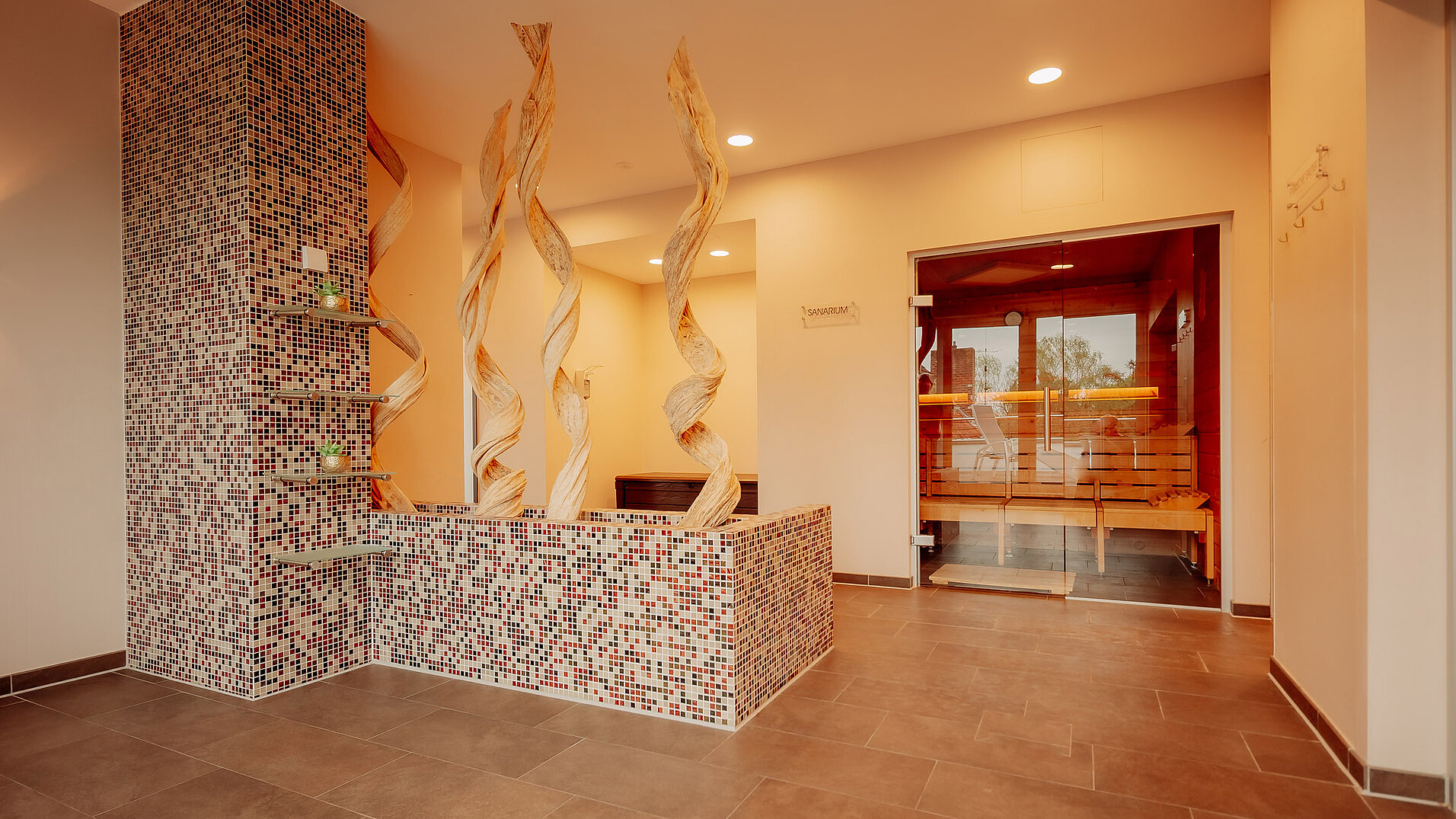 Wellnessbereich mit Sanarium im LOOKEN INN Lingen